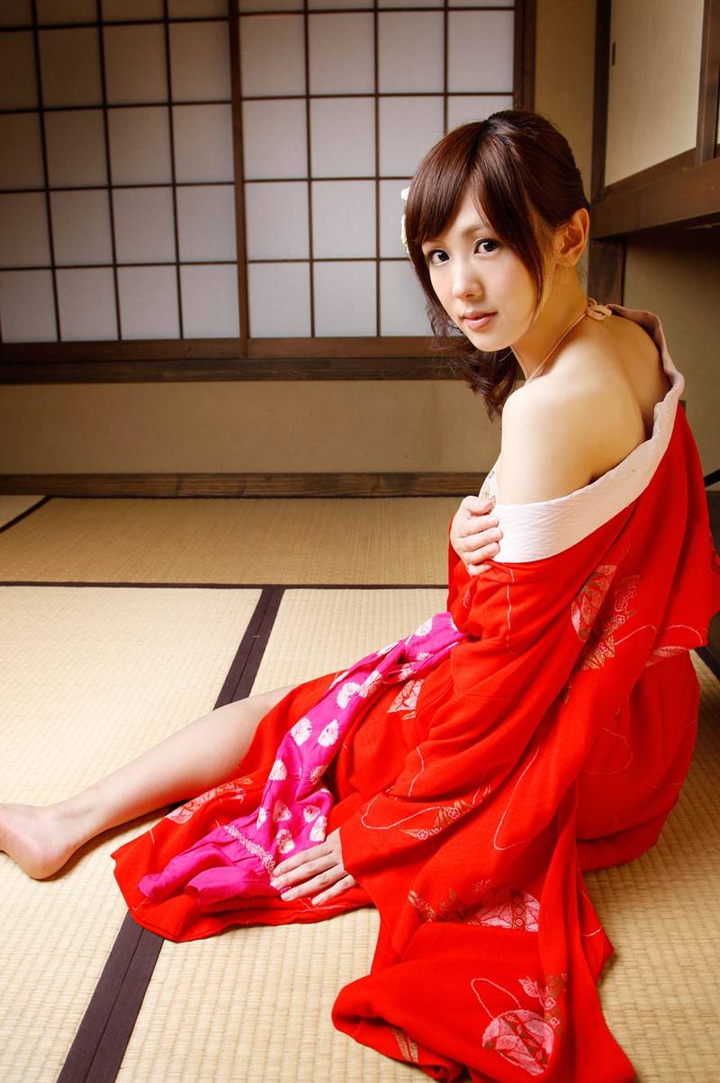 日本和服美女性感写真(14张)